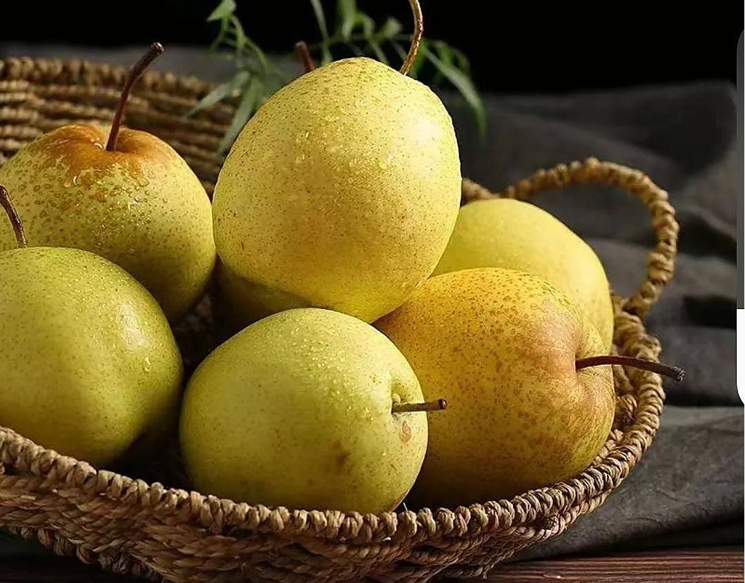  J100 Precision Protection — Effective Control of Pear Diseases & Pests